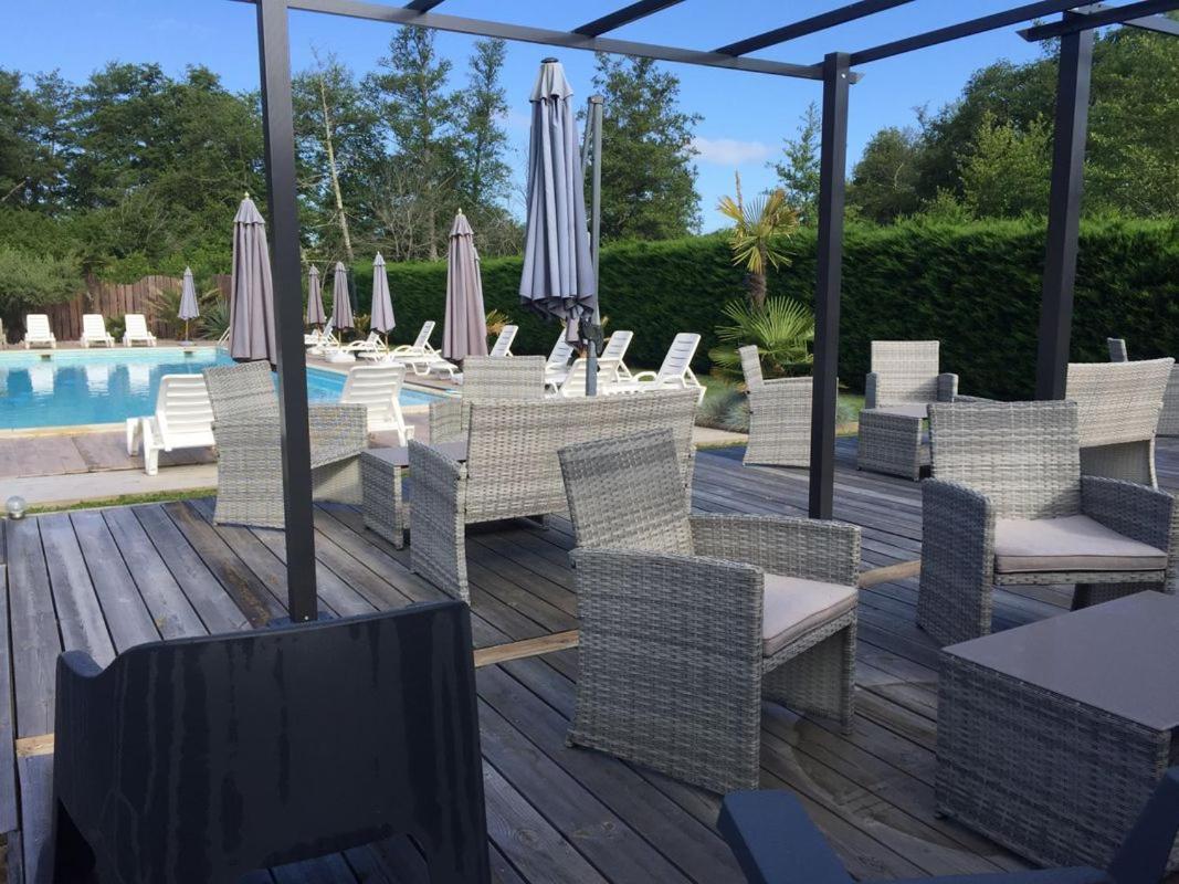 Hotel Les Lodges D'Eauze Buitenkant foto